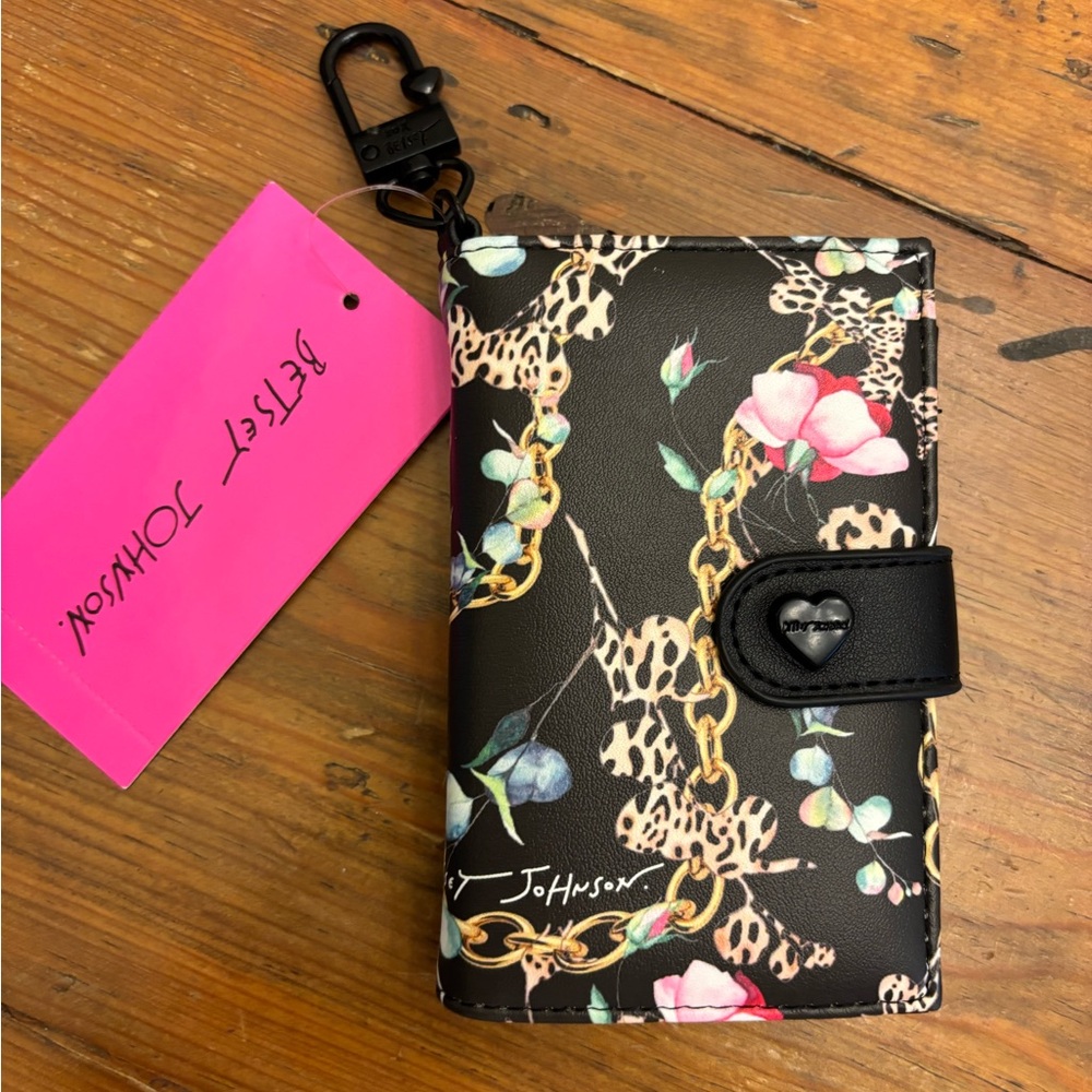 Betsey Johnson Black Floral & Leopard Chain Print Card Wallet - Picture 4 of 4